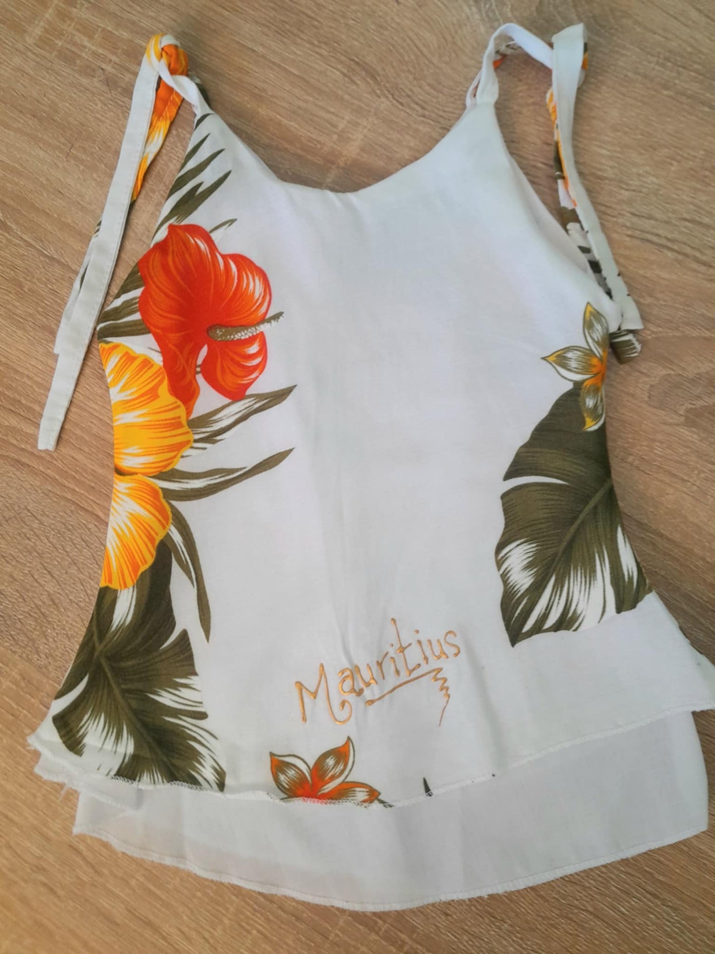 Robe exotique 6 mois