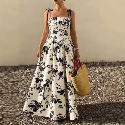 Robe Longue Sans Bretelles – Taille Cintrée, Coupe Trapèze, Style Élégant