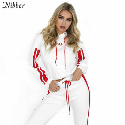 Ensemble Sportswear Femme 2 Pièces – Sweat à Capuche & Pantalon de Jogging, Rouge/Blanc
