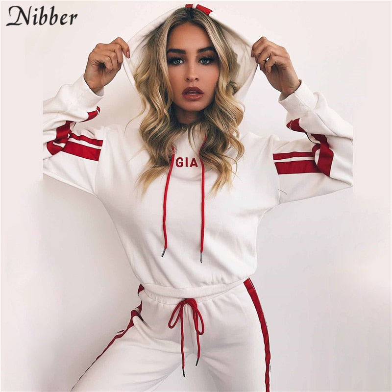 Ensemble Sportswear Femme 2 Pièces – Sweat à Capuche & Pantalon de Jogging, Rouge/Blanc