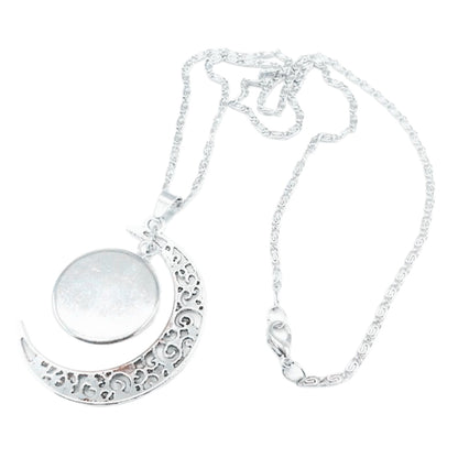 Collier Pendentif Signe du Zodiaque – Lune Lumineuse Argentée, Choker Minimaliste pour Femme