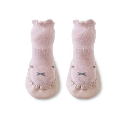 Chaussons  et chaussettes d'intérieur