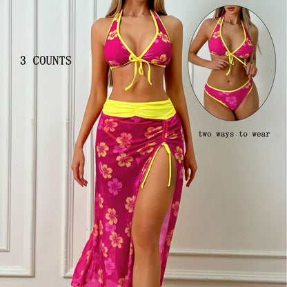 Ensemble bikini 3 pièces floral avec lien au cou, dos nu et jupe de plage