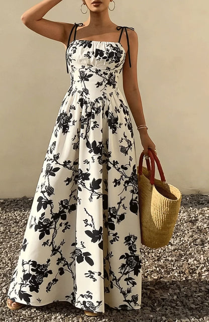 Robe Longue Sans Bretelles – Taille Cintrée, Coupe Trapèze, Style Élégant
