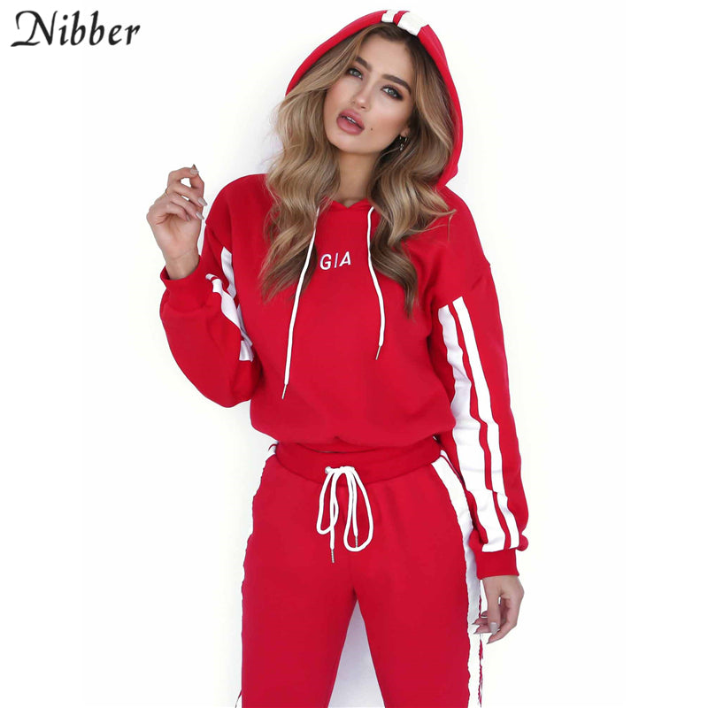 Ensemble Sportswear Femme 2 Pièces – Sweat à Capuche & Pantalon de Jogging, Rouge/Blanc