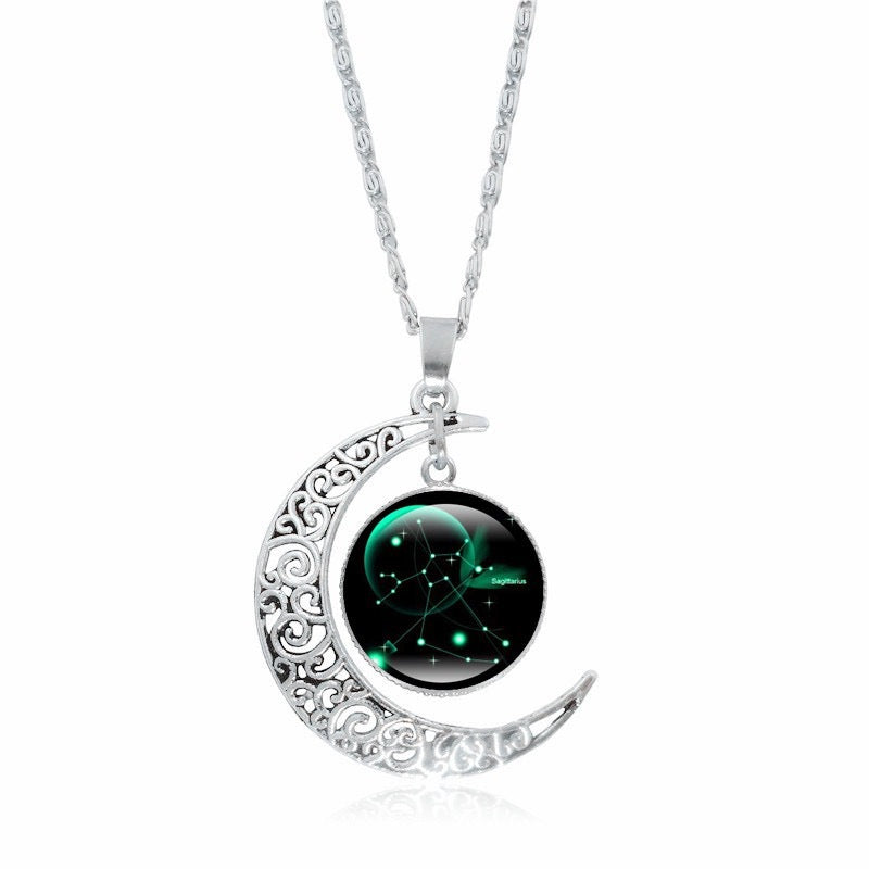 Collier Pendentif Signe du Zodiaque – Lune Lumineuse Argentée, Choker Minimaliste pour Femme