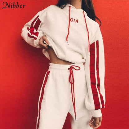 Ensemble Sportswear Femme 2 Pièces – Sweat à Capuche & Pantalon de Jogging, Rouge/Blanc