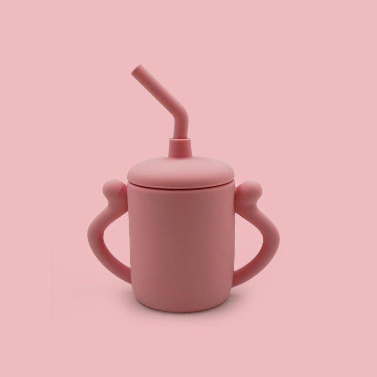 Gobelet en silicone avec paille