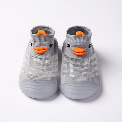 Mesh indoor shoes