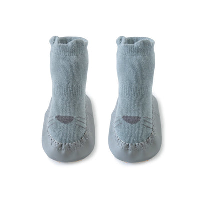 Chaussons  et chaussettes d'intérieur
